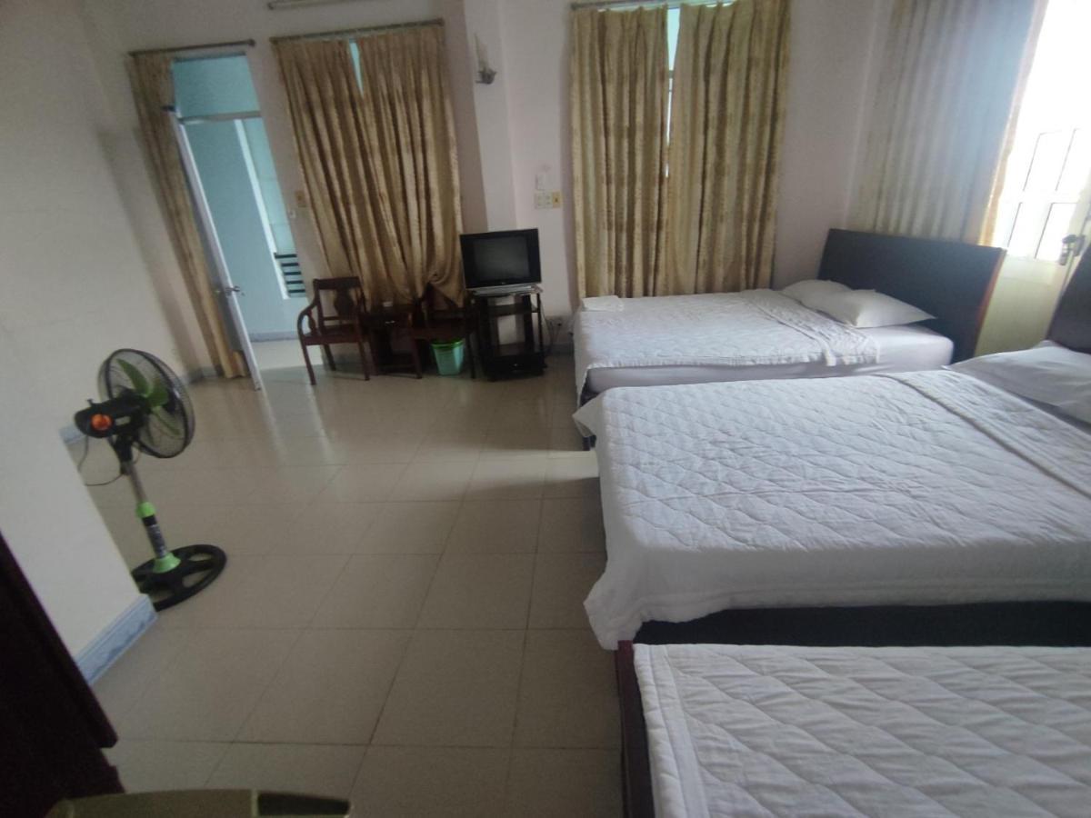 Khach San Phu Phuong Hotel Nha Trang Exterior photo